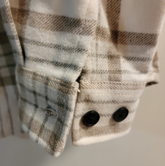 H&M Beige and Brown Plaid Shirt - Picture 4 of 10